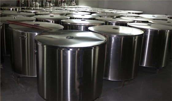 【釀酒知識】發(fā)酵用釀酒發(fā)酵容器——304食品級不銹鋼發(fā)酵桶