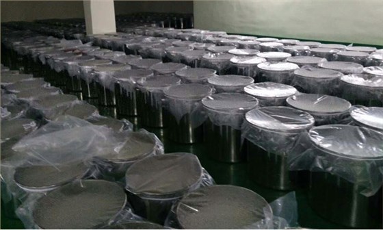 身價(jià)上億的生意人為什么選擇雅大釀酒設(shè)備