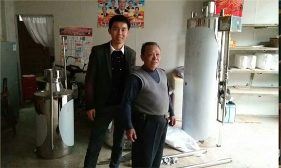 5套白酒生產(chǎn)設(shè)備已全部裝車(chē)，楊老師隨車(chē)上門(mén)指導(dǎo)