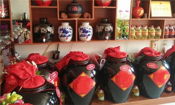 用釀酒新設(shè)備做的純糧酒很多人不愛(ài)喝，原因有5點(diǎn) 1