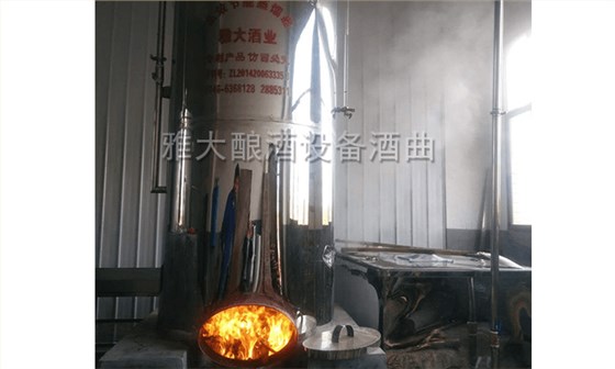 都是用純糧釀酒設(shè)備蒸酒，怎樣操作才能蒸出好酒？04