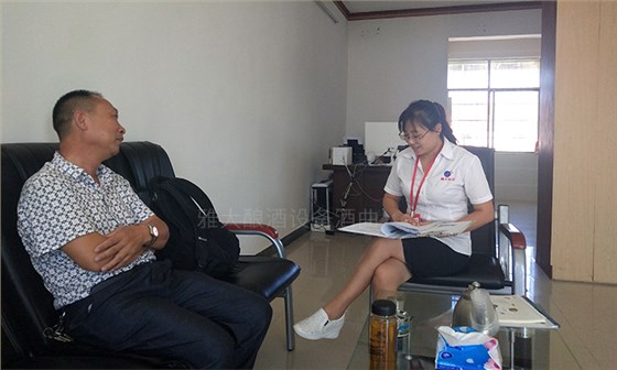 日送酒量超500件的白酒代理商，引大型釀酒設(shè)備做酒的秘密-02