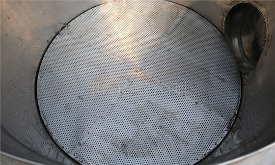 用雅大釀酒設(shè)備做酒，不加香精給白酒提香常見問題答疑！-03-蒸墊