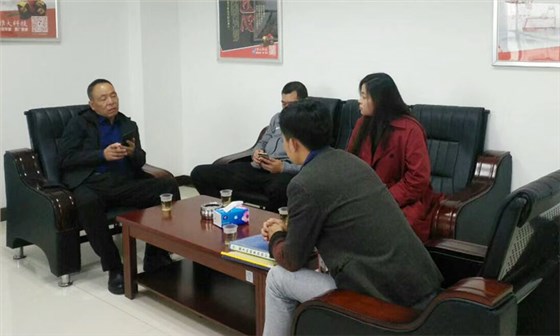 不忘初心 回報家鄉(xiāng) 劉總借助燒酒設(shè)備開酒坊感謝家鄉(xiāng)養(yǎng)育情！-03