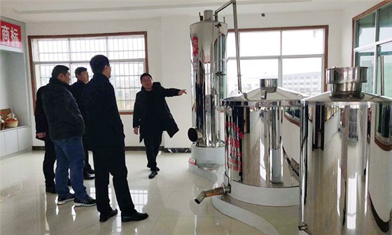 10-招待用酒花費(fèi)巨大，引多功能釀酒設(shè)備做企業(yè)招待酒節(jié)省開支55萬6
