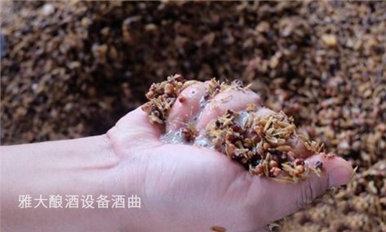 用造酒設(shè)備蒸餾時(shí)出酒率低，如何破局？