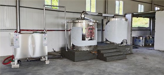 2020年做什么賺錢快？這些人都用果酒釀酒設(shè)備開了特色酒坊 6