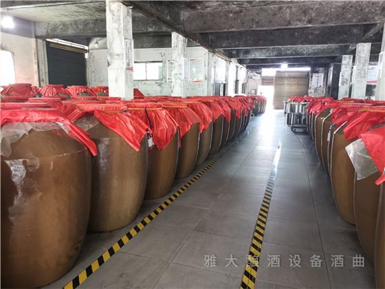 用電加熱釀酒設(shè)備做果酒，陳釀時(shí)容器選擇不對(duì)后果很?chē)?yán)重！ 3