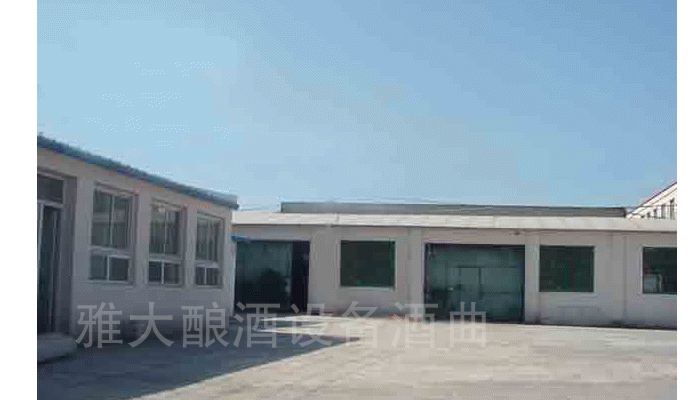 買(mǎi)燒酒設(shè)備后不知怎么建酒廠？3招幫你解決建廠難題！