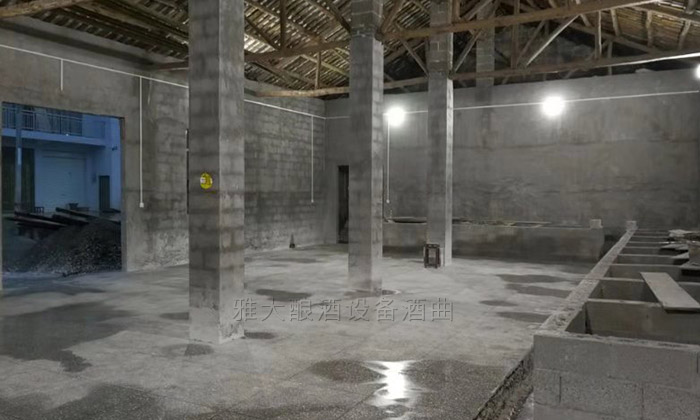 饒總用專業(yè)釀酒設(shè)備做洞藏酒，半年后洞天醇成為當(dāng)?shù)卣信坡糜尉包c(diǎn)-07