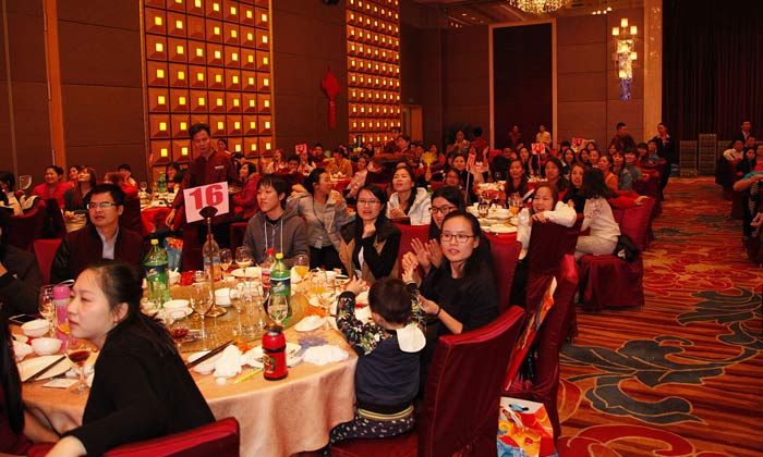 全套釀酒設(shè)備：2019年會進(jìn)入倒計時，您的公司年會酒準(zhǔn)備好了嗎？-03