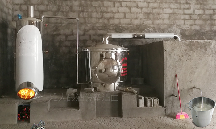 雅大小型釀酒設(shè)備白酒