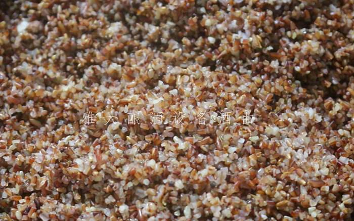 9.12特色酒研發(fā)大米酒我見過但用雅大釀酒設(shè)備釀五色米酒你見過嗎4