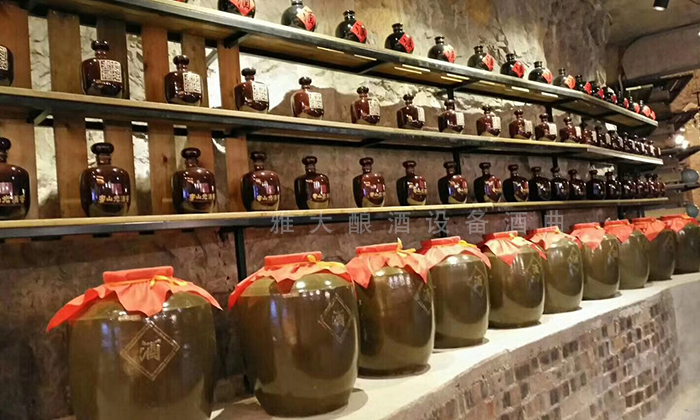 沒學(xué)歷沒技術(shù)用燒酒設(shè)備做酒前景如何 6